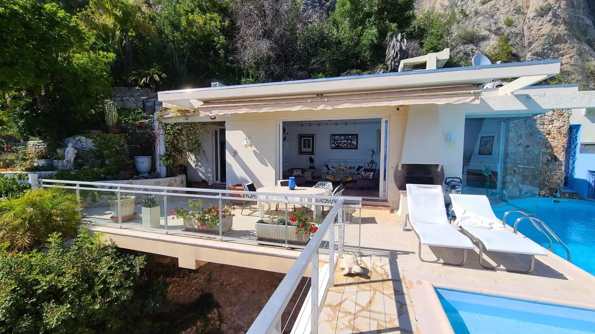 Eze Sur Mer - Vue Saint Jean Cap Ferrat